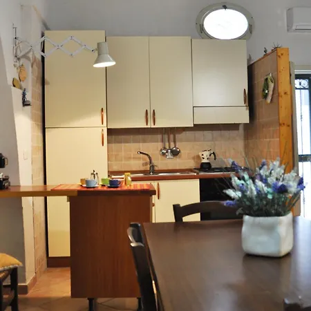 Dimora Tipica Del 600 - Centro Storico